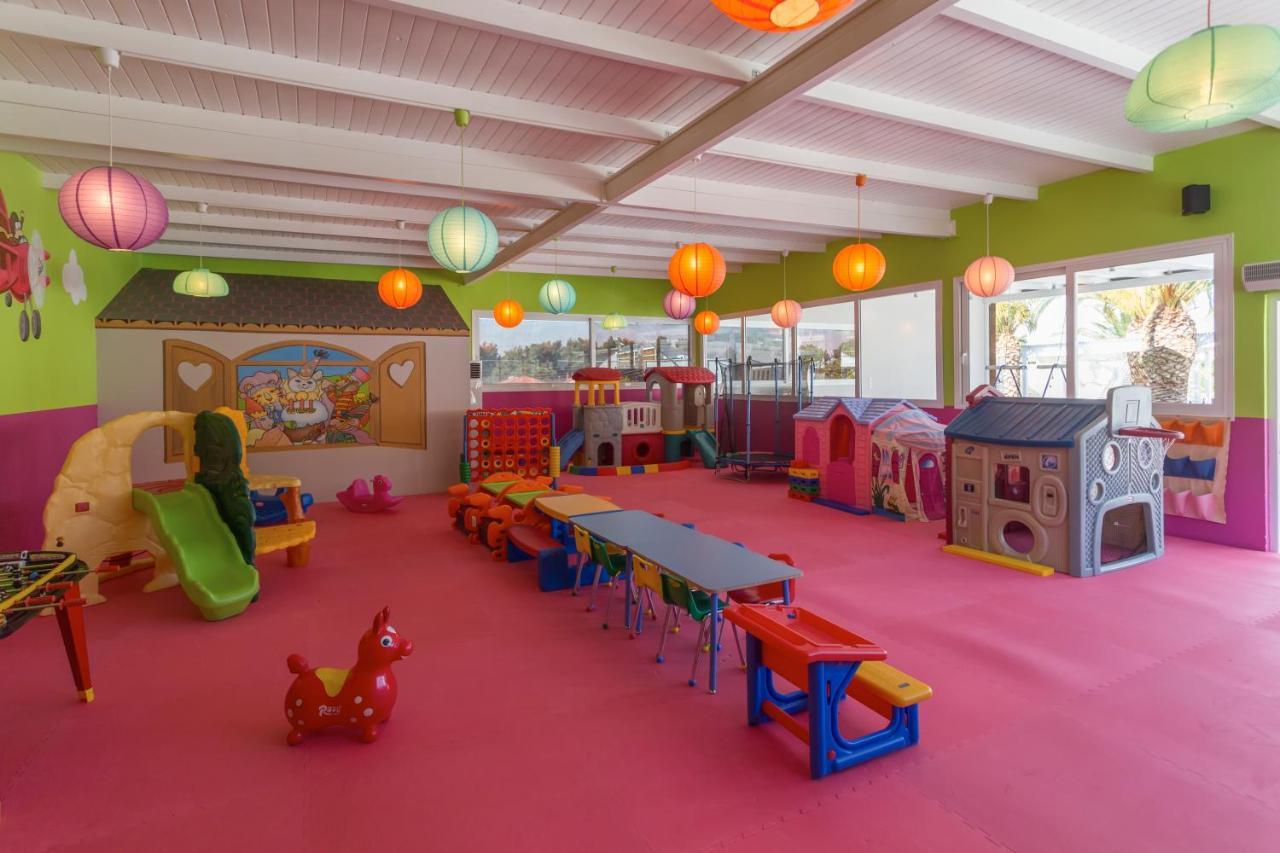 Lagomandra Beach Hotel Dış mekan fotoğraf