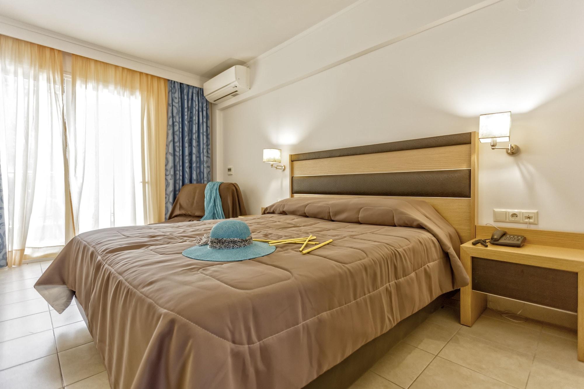 Lagomandra Beach Hotel Dış mekan fotoğraf