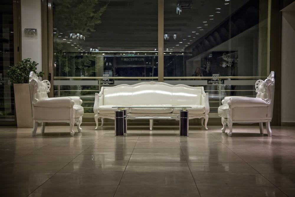 Lagomandra Beach Hotel Dış mekan fotoğraf