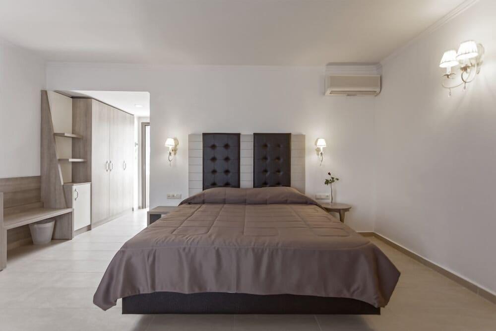 Lagomandra Beach Hotel Dış mekan fotoğraf
