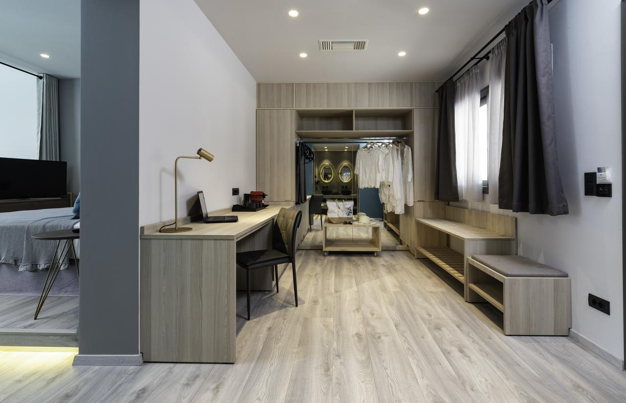 Lagomandra Beach Hotel Dış mekan fotoğraf
